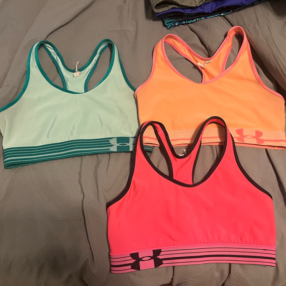 Lot of 3 size medium Under Armour sports bras